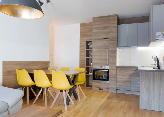 Апартаменти - Planai View *